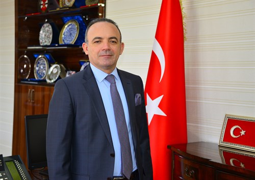 Valimiz Hüseyin Öner’in Yeni Yıl Mesajı (31.12.2021)